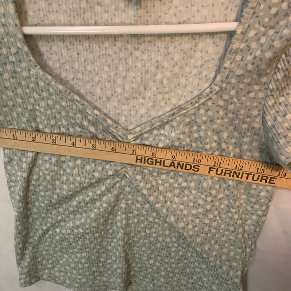Pink Rose Floral Smocked Crop Top Size Medium - Picture 7 of 7